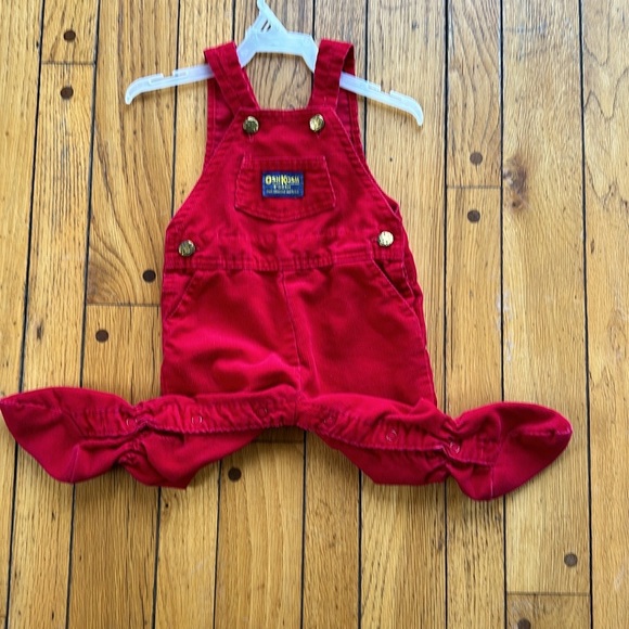 Vintage Oshkosh Baby Boys Red Corduroy Footed Overalls - Picture 2 of 8